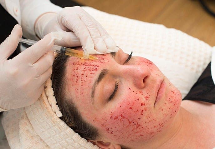 Skin and injectables packages for you. Aesthetic treatment packages are designed to give you the most effective multi-modal approach to fighting signs of aging, acne, and scars.

Our aesthetic treatment packages mainly include skin and injectables, which enable you to enjoy the most comprehensive, effective and innovative treatments with high quality service. We offer a range of various packages, covering all parts of the body such as face, neck, décolleté and hands etc., depending on your treatment goals.