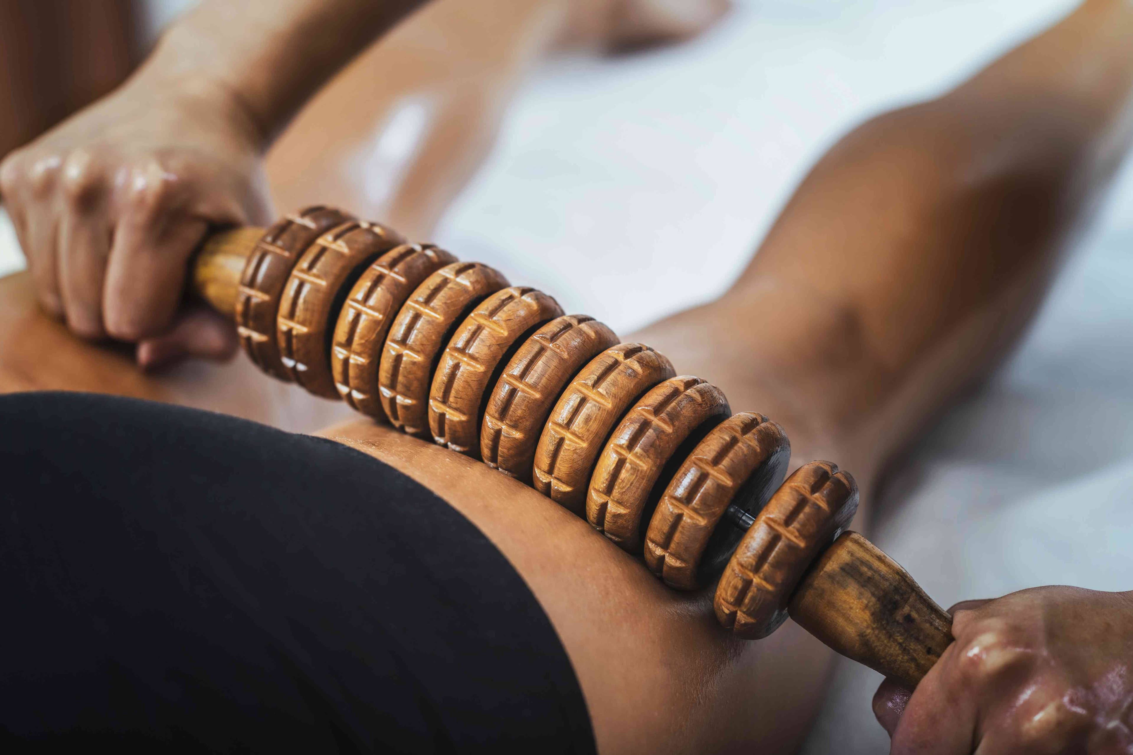 Wood Therapy & Lymphatic Drainage Massage Book a 60-minute Wood Therapy & Lymphatic Drainage Massage at Cosmetic Clinic London. Sculpt your body and detox naturally for just £89. Limited slots – book today!